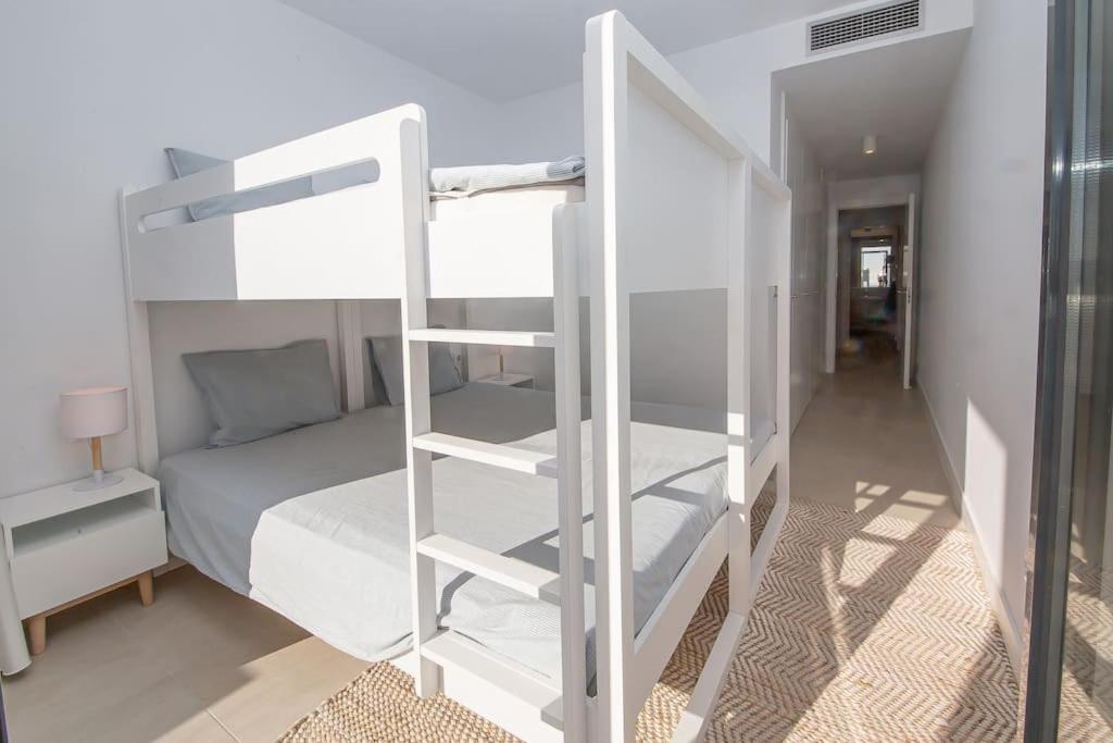 Pure South 11B Apartment Manilva Exterior photo